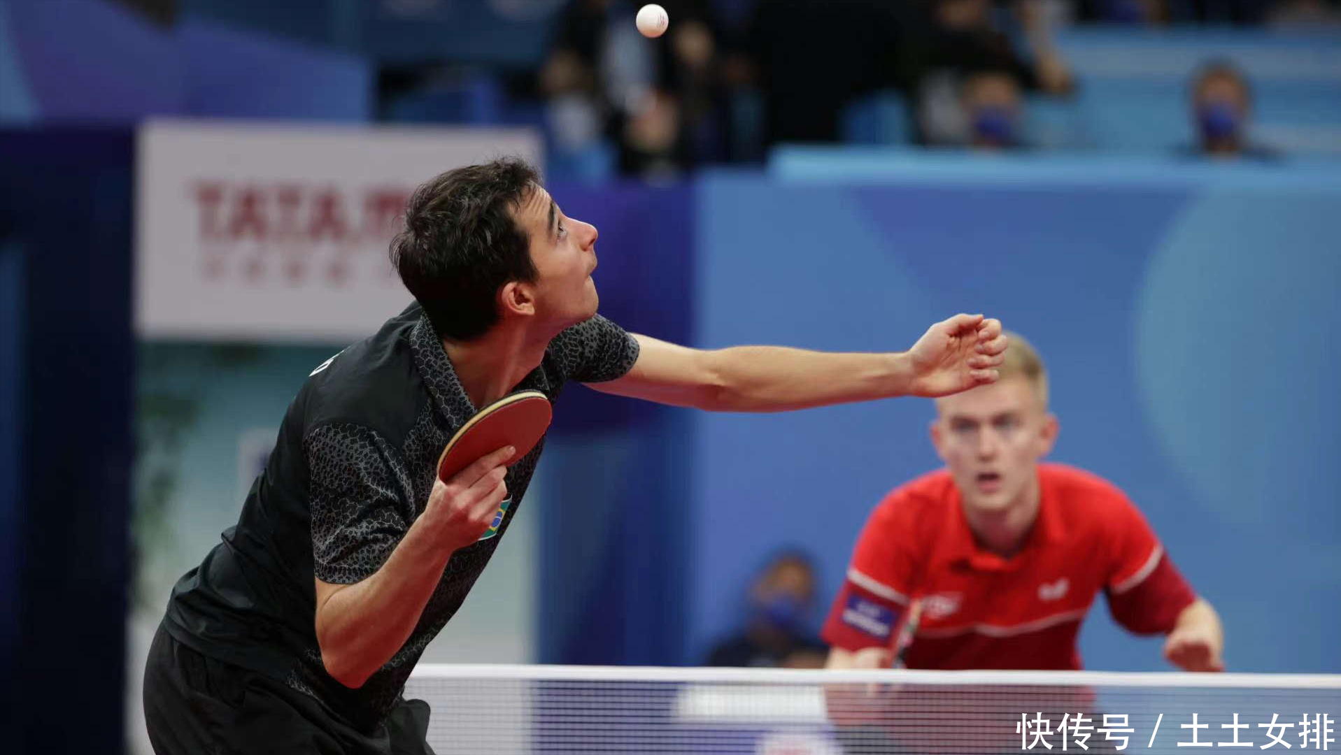 遍认为他有 遍认为他有