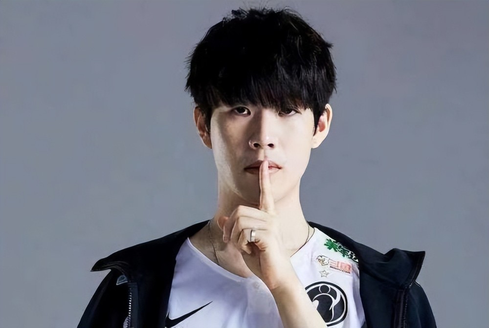 他的存在都 他的存在都