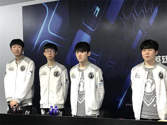 顺利赢下比 顺利赢下比